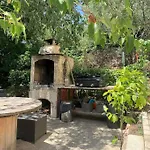 Au Calme Avec Jardin, Piscine Et Terrain Petanque A 5 Min Du Centre * Nîmes