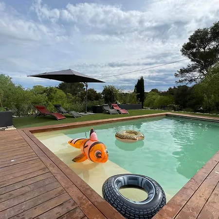 Au Calme Avec Jardin A 5 Min Du Centre Villa *
