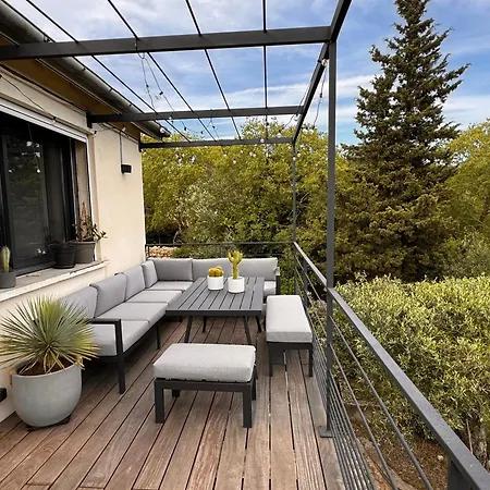 Au Calme Avec Jardin, Piscine Et Terrain Pétanque à 5 Min Du Centre Nîmes