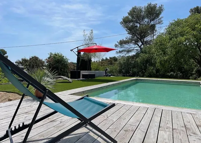 Au Calme Avec Jardin, Piscine Et Terrain Petanque A 5 Min Du Centre Villa Nîmes