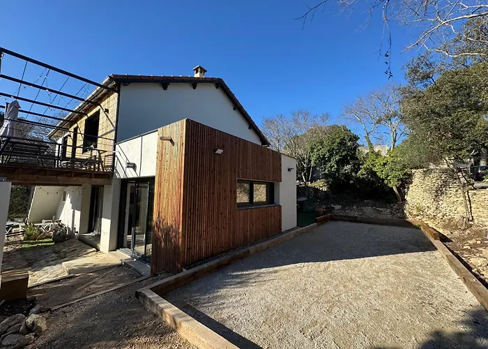 Villa Au Calme Avec Jardin, Piscine Et Terrain Petanque A 5 Min Du Centre Nîmes